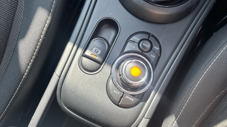 MINI Countryman 1.5 Cooper 5dr Petrol Hatchback